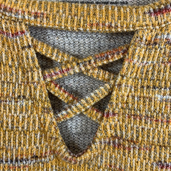 Sonoma Knit Top Blouse Yellow Red L . - Picture 6 of 12